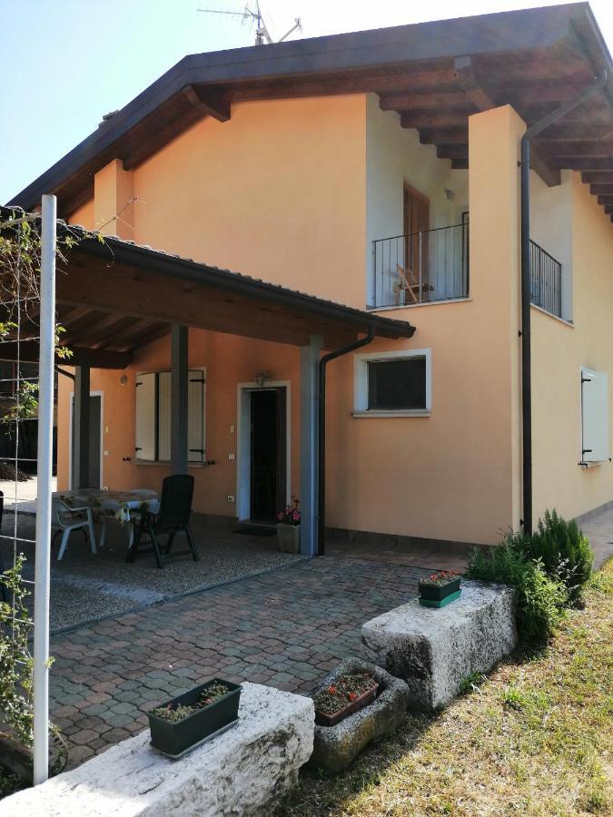 Cascina Legnago Bilocale A 6 Chilometri Da Salo' Apartment Villanuova sul clisi ภายนอก รูปภาพ