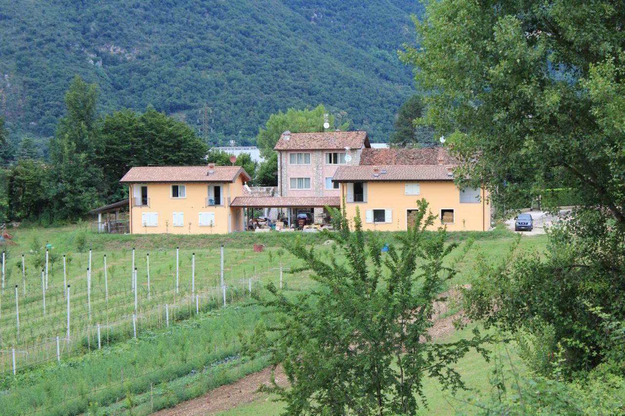 Cascina Legnago Bilocale A 6 Chilometri Da Salo' Apartment Villanuova sul clisi ภายนอก รูปภาพ